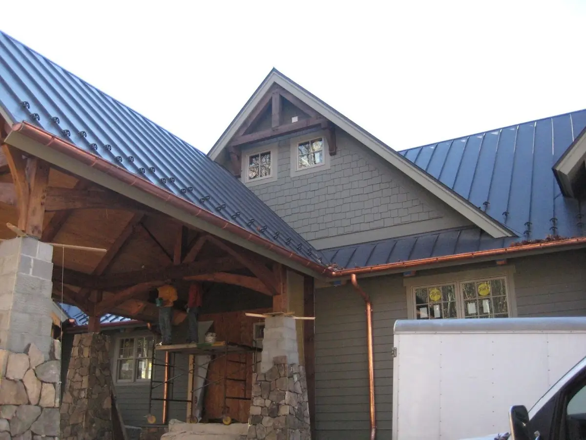 Craftsman Roofing team delivering quality roofing work in Sycamore West